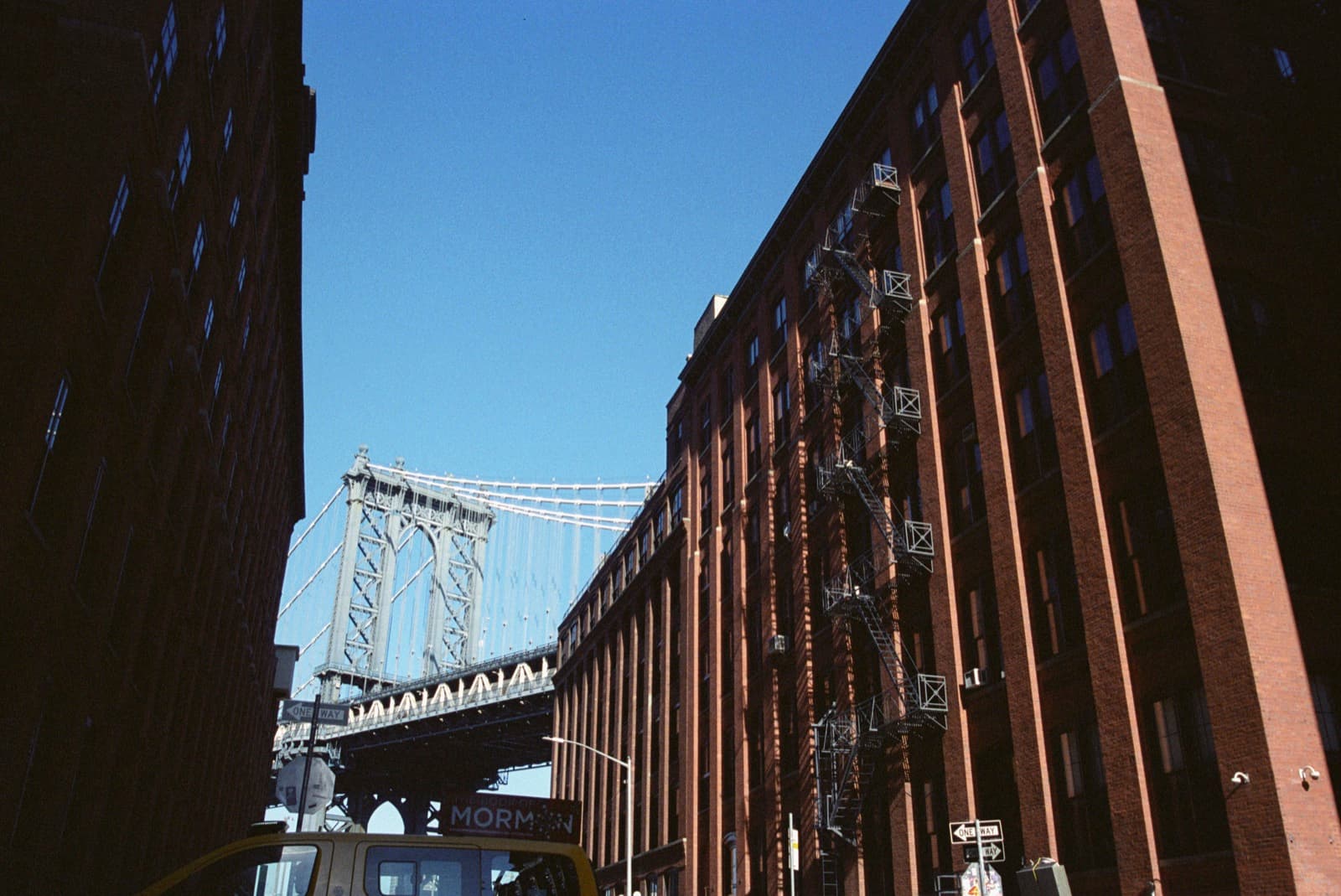Images — New York, Serene: Washington Street